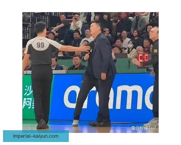 迪巴拉近期前锋表现稳健，状态回暖备受关注