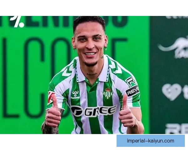 安东尼近期比赛表现稳健，状态不断回暖，展现出较强的竞争力。